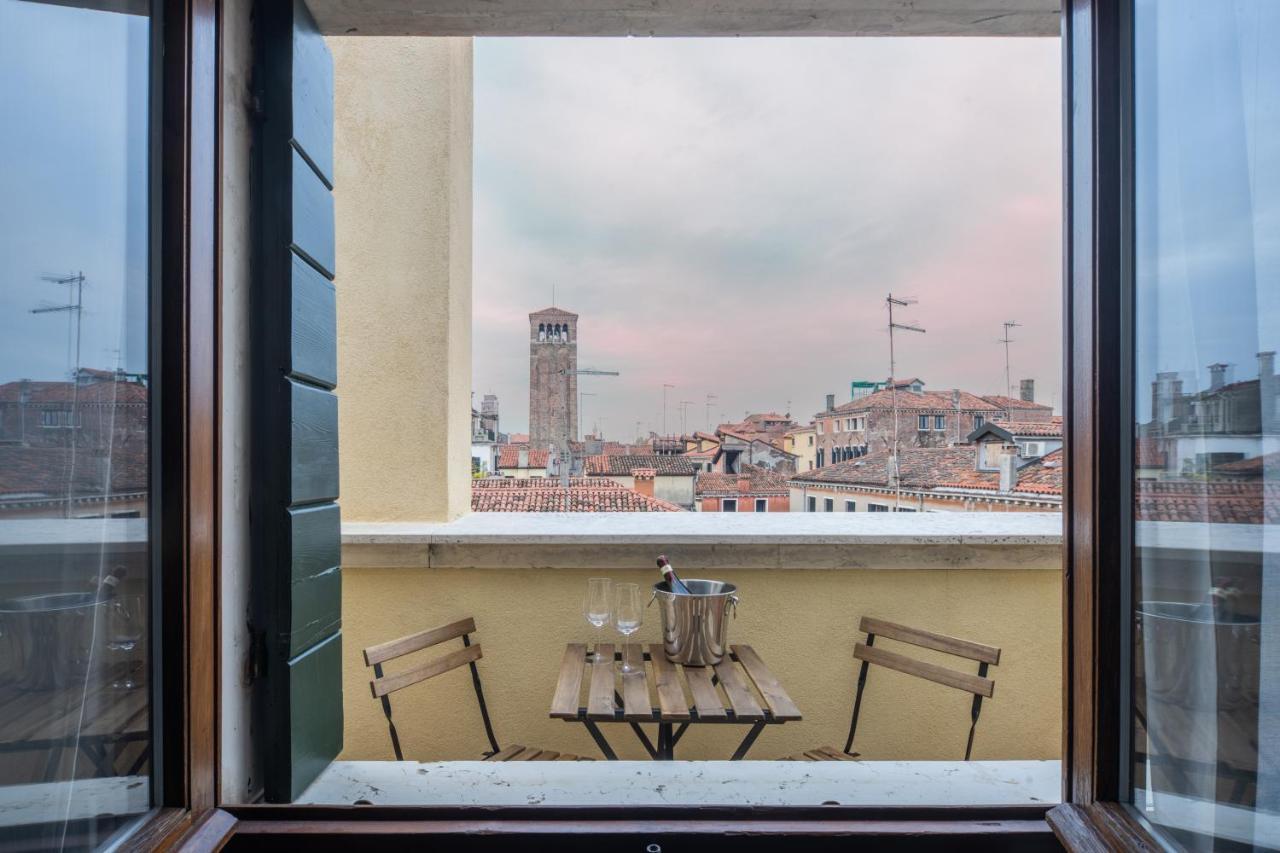 Bright Apartment On Venetian Roofs R&R Eksteriør bilde